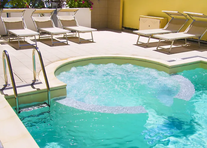 Diplomatic 3* Cesenatico