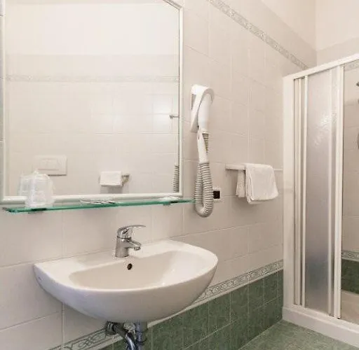 Diplomatic - Bianchi Ξενοδοχείο 3*